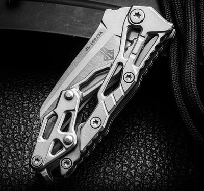 Folding Outdoor Mini Pocket Knife